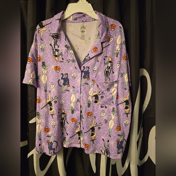Way To Celebrate Other - Women's Halloween-Themed Button Down Pajama Shirt